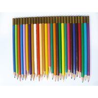 カラフルな色鉛筆の写真素材(3)