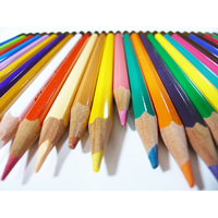 カラフルな色鉛筆の写真素材(4)