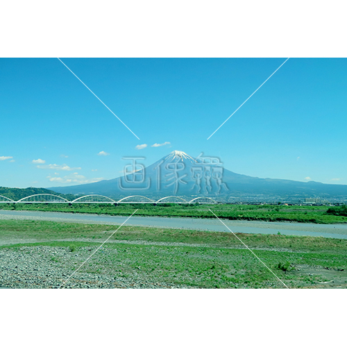 青空に映える富士山の写真素材 2 画像衆 デザインを簡単レベルアップ 写真 模様 イラストのダウンロードサイト