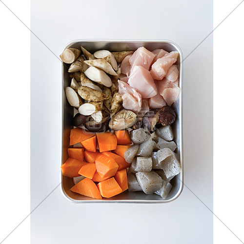 煮しめともいわれる筑前煮の材料の写真素材 2 画像衆 デザインを簡単レベルアップ 写真 模様 イラストのダウンロードサイト
